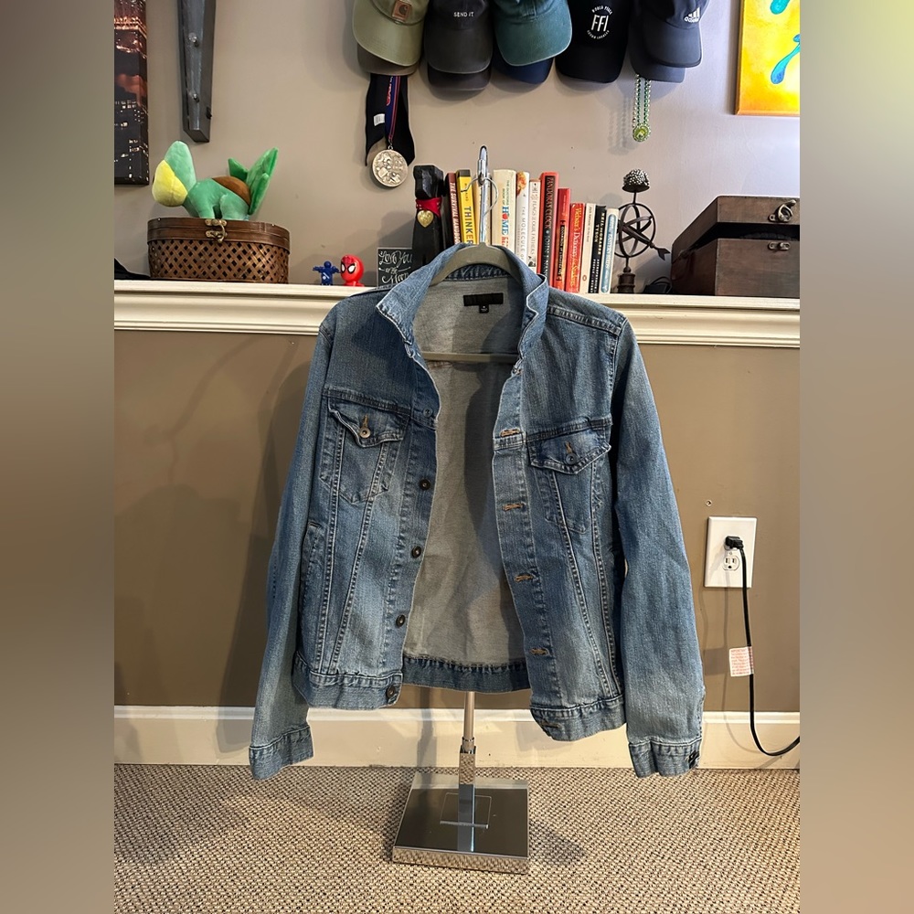Uniqlo Denim Jacket | Like New | Size: M